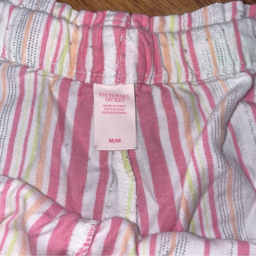 Victoria’s Secret 2 Piece Pajama Set! 💗 - Picture 10 of 10